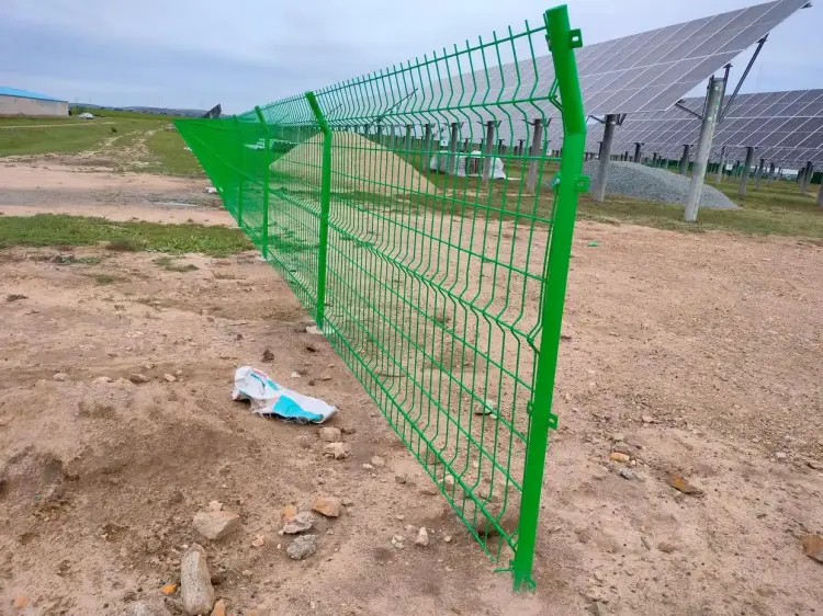 Fencing for Solar Farms Isn’t an Afterthought—Here’s What Engineers Get Right (and Wrong)