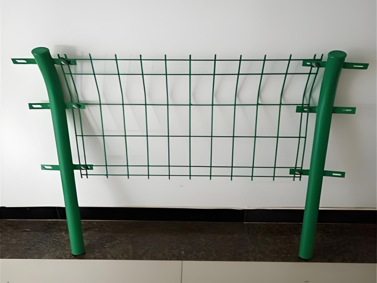 Why Solar Fence Mesh Is the Top Pick for Modern Perimeter Protection