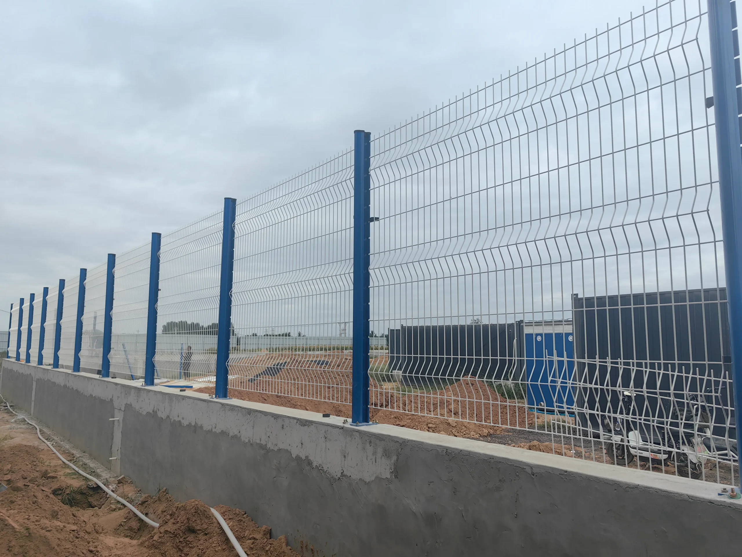 3D welded wire fence project by Command Fence